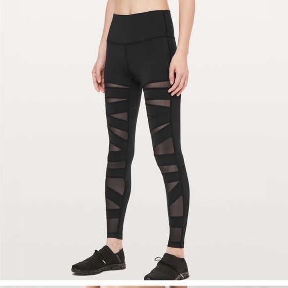 LAST CALL Lululemon High Times Tech Mesh Bandage Leggings Black  6 Some Pilling - Picture 1 of 9